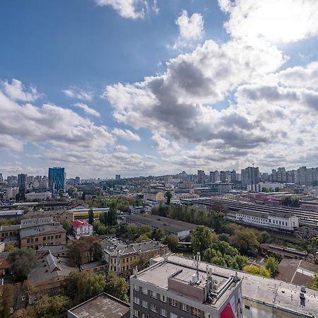 Victory Ecoloft Studios Киев Экстерьер фото