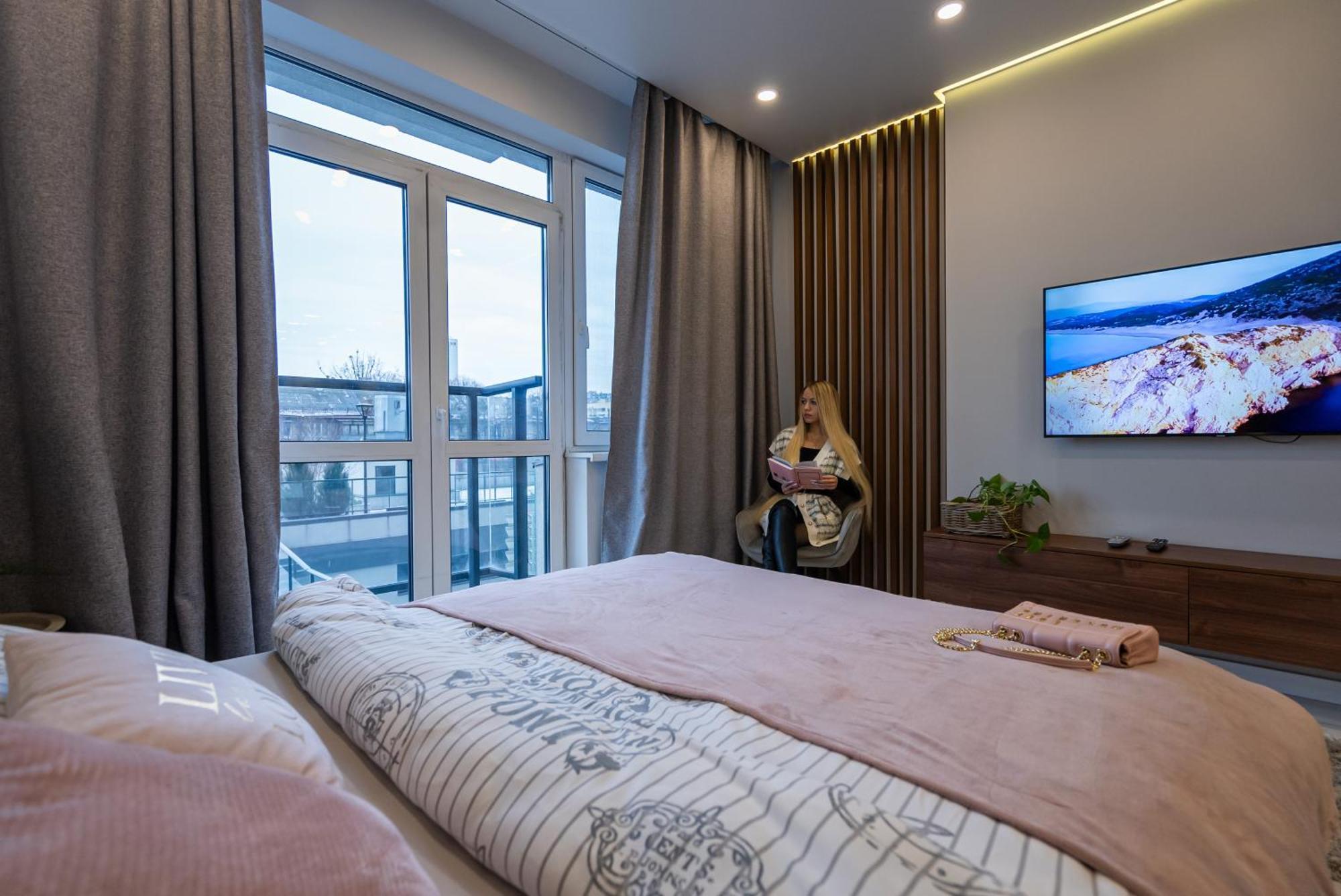 Victory Ecoloft Studios Киев Экстерьер фото